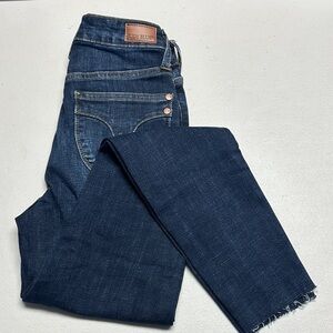 Like New Judy Blue Skinny Fit Jeans